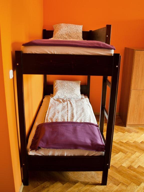 Tramp Aparthostel Краков Экстерьер фото