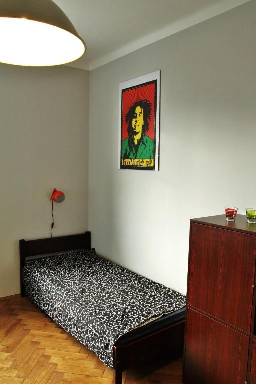 Tramp Aparthostel Краков Номер фото